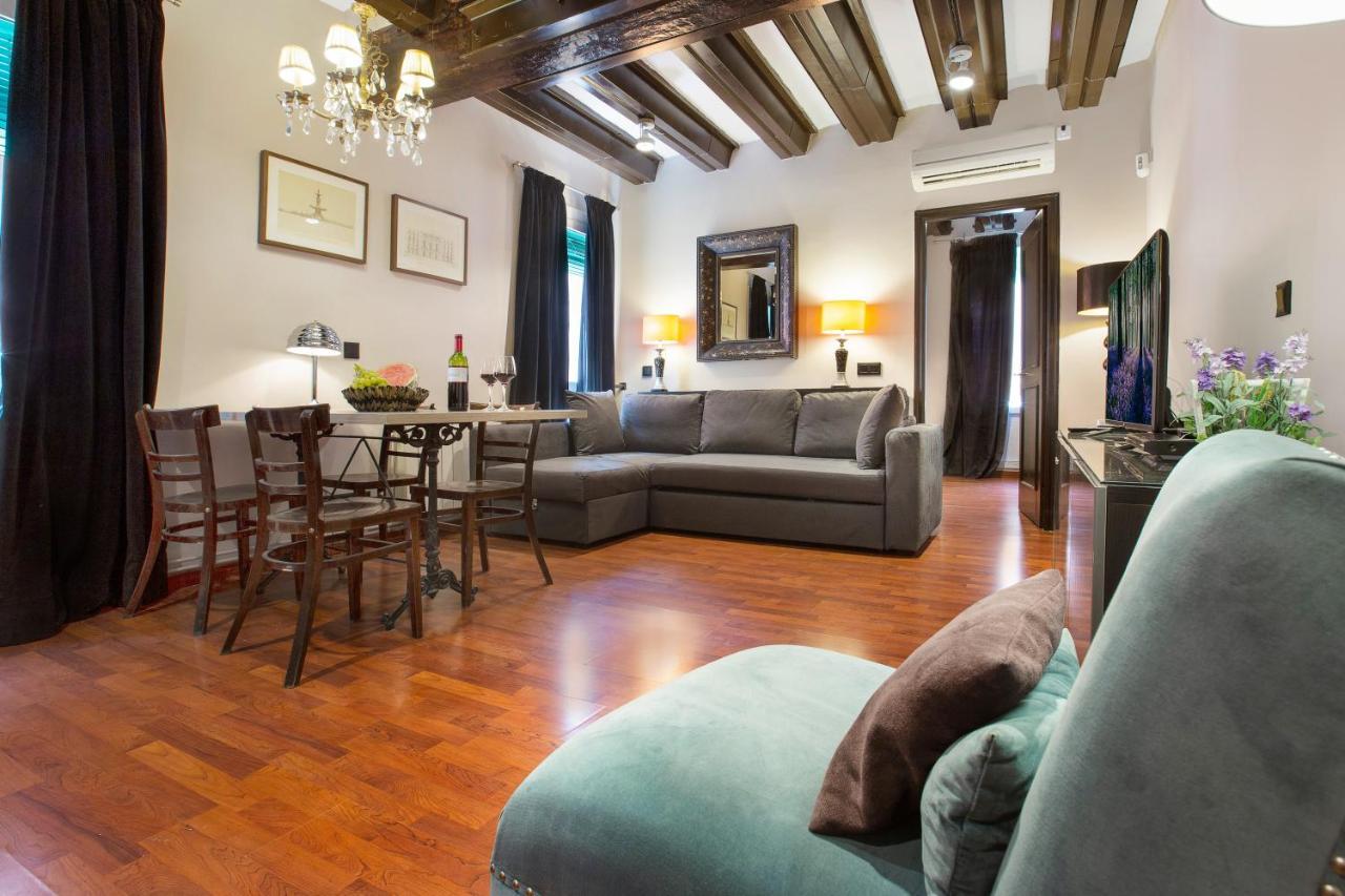 Stay U-Nique Apartments Carretes Βαρκελώνη Εξωτερικό φωτογραφία